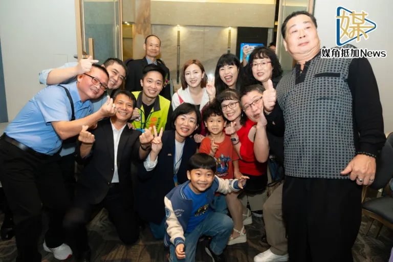 蘇巧慧祈禱餐會展親和力拚市政