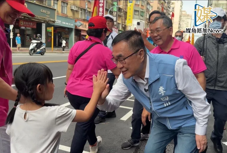 李四川拚接新北　蘇巧慧遭酸家族政治