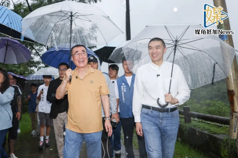 李四川基隆取經拋雙箭　串捷運再造新北BabyBoss