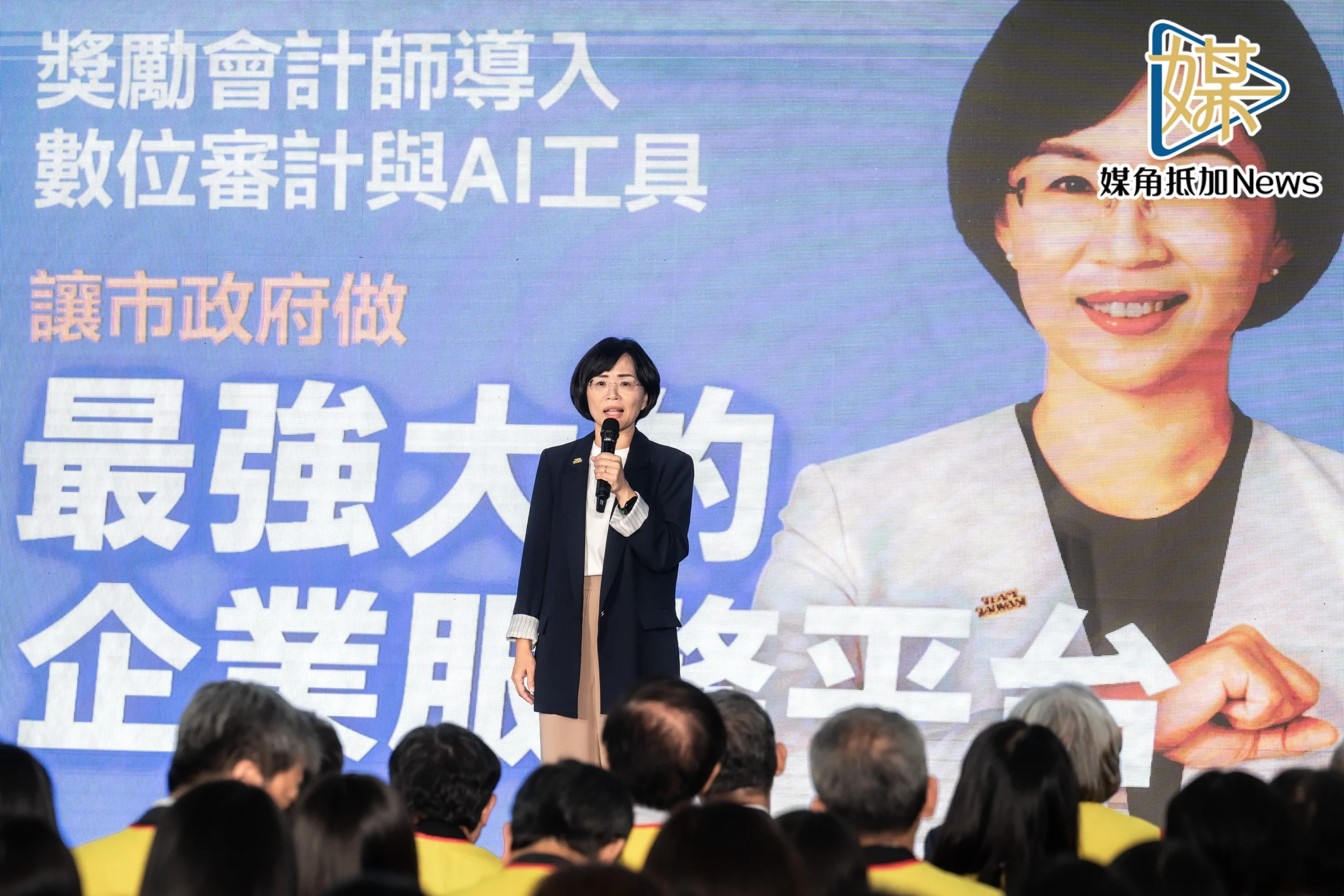 父女同台遭李四川酸　蘇巧慧：很自然的場合