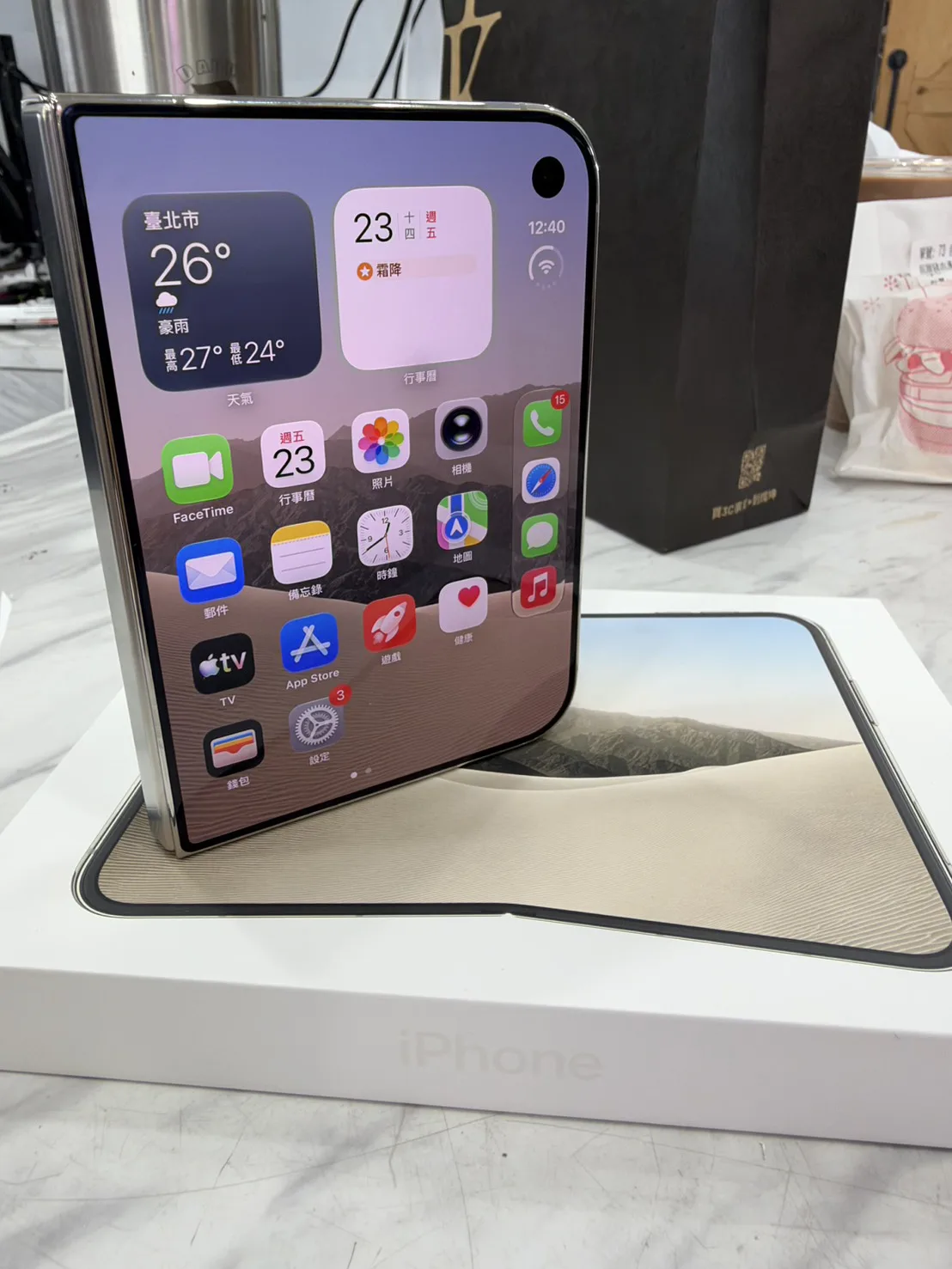 iPhone Duo大缺貨！社群加價5千至1萬元，首批配貨為何吃緊？