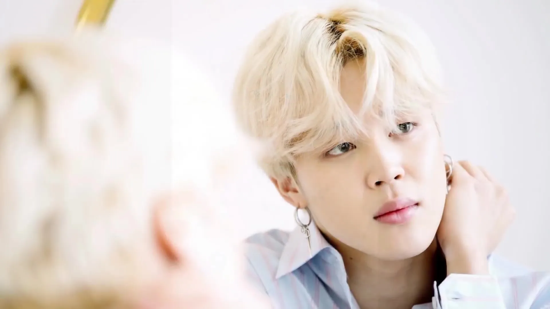 BTS應援開上聖保羅街頭！Jimin粉絲用6輛巴士、38面螢幕迎巡演